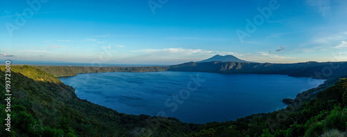 Fotografia Apoyo Lake / Laguna de Apoyo in Nicaragua.