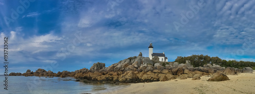 Bretagne - Phare de Pontusval  photo