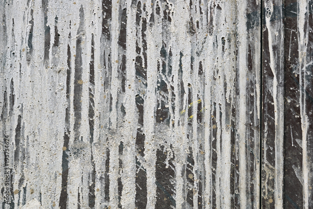 Obraz premium Texture of white paint dripping on wall