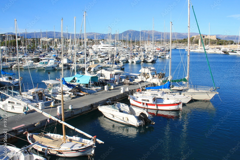 Port Vauban, Port de plaisance à Antibes, Cote d'Azur, France
