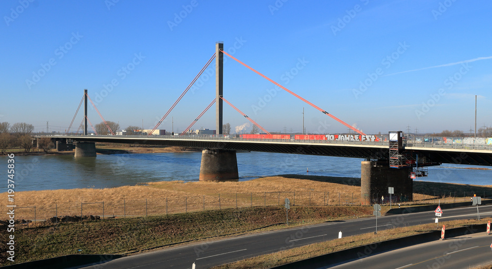 Leverkusener Rheinbrücke, Autobahnbrücke über den Rhein