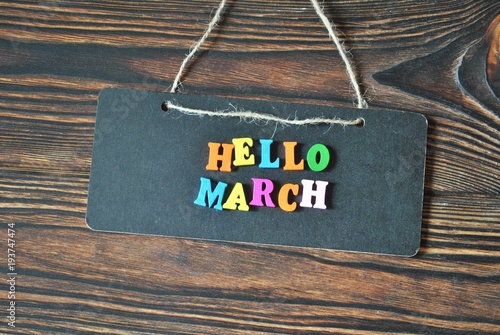 Hello March - koncept