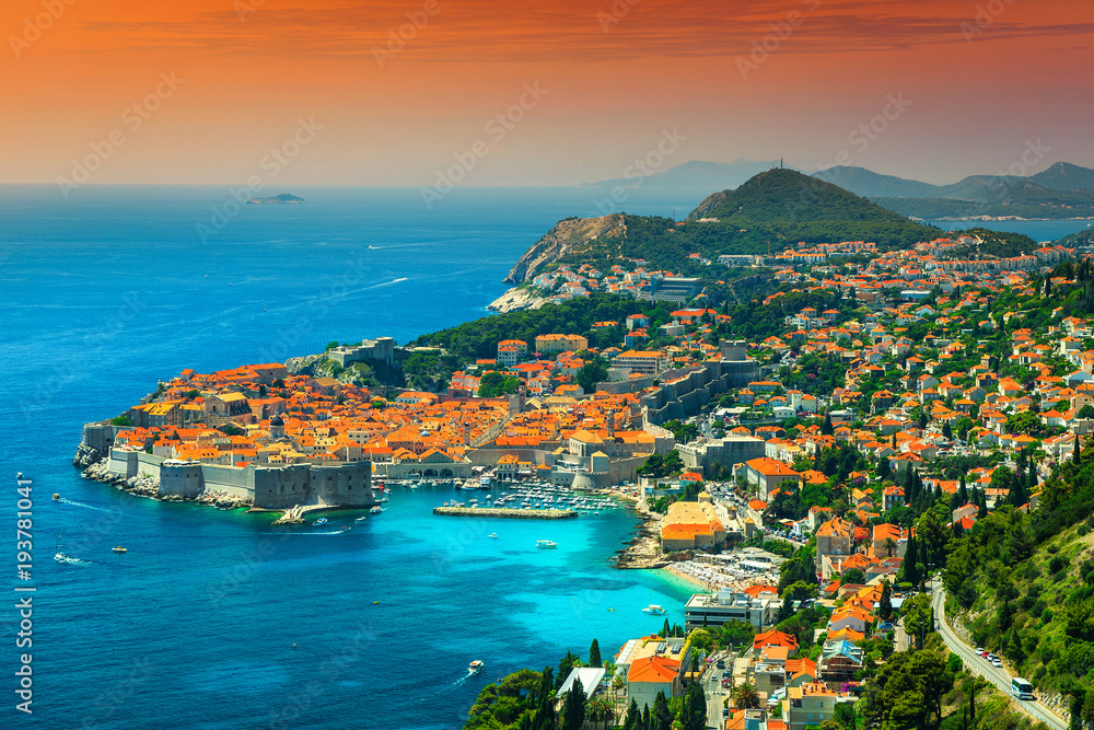  Wonderful panoramic view of the walled city, Dubrovnik, Dalmatia, Croatia