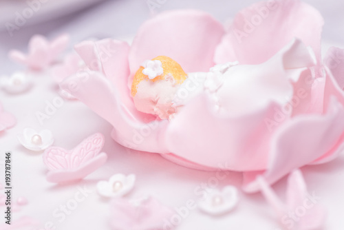 Fototapeta Naklejka Na Ścianę i Meble -  Christening cake decoration - sleeping baby