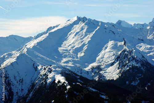 Cima innevata sulle alpi italiane © Mirco