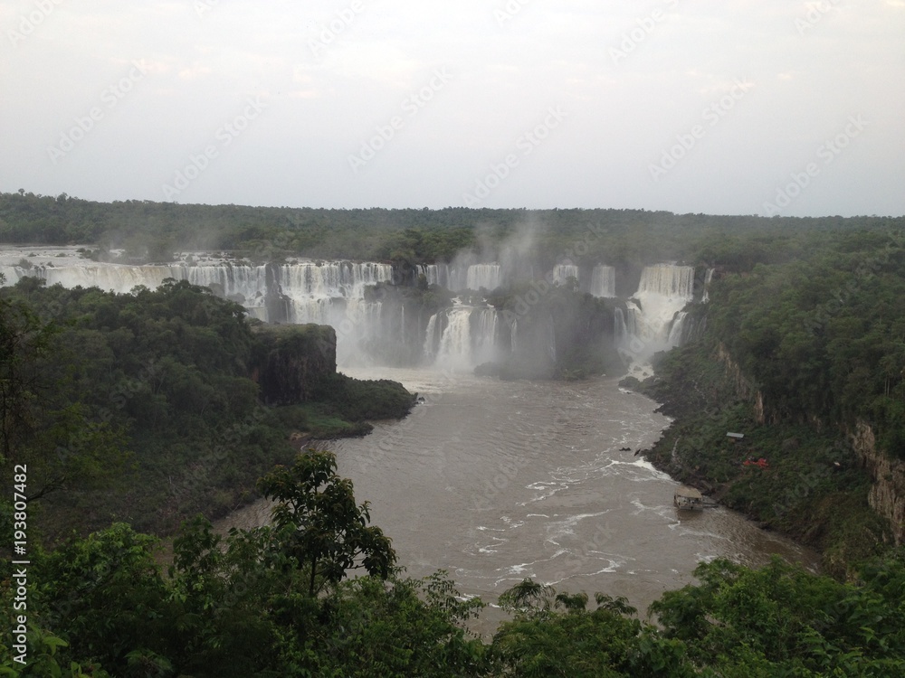 Fototapeta premium Iguazu Waterfalls