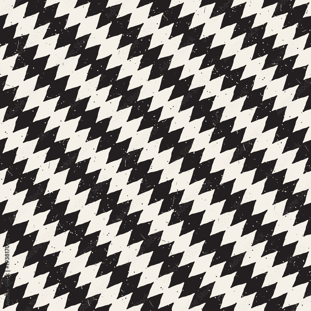 Fototapeta premium Hand drawn abstract seamless pattern in black and white. Retro grunge freehand jagged lines texture.