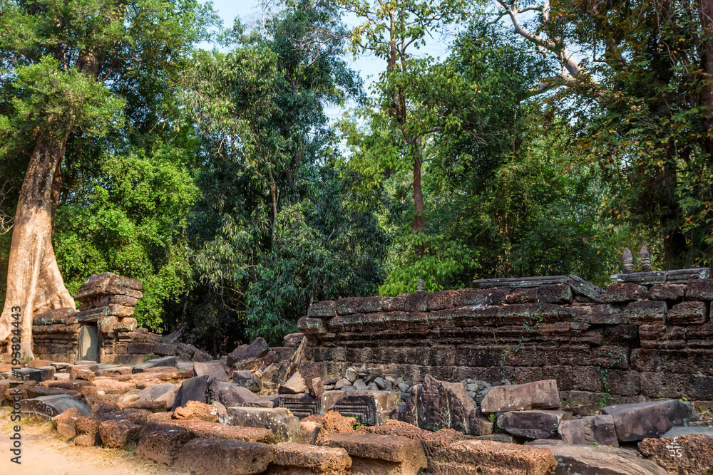 Bayon temple ruins , Angkor, Cambodia Bayon temple ruins , Angkor, Cambodia
