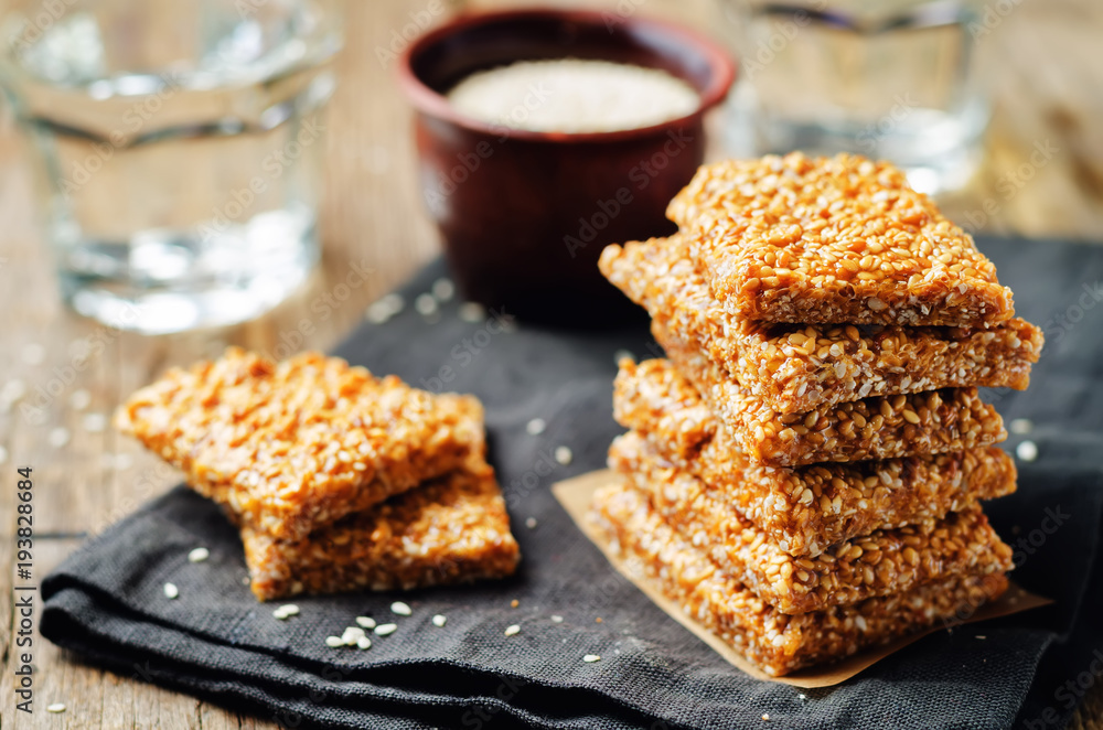 Honey sesame seed bars Honey sesame seed bars