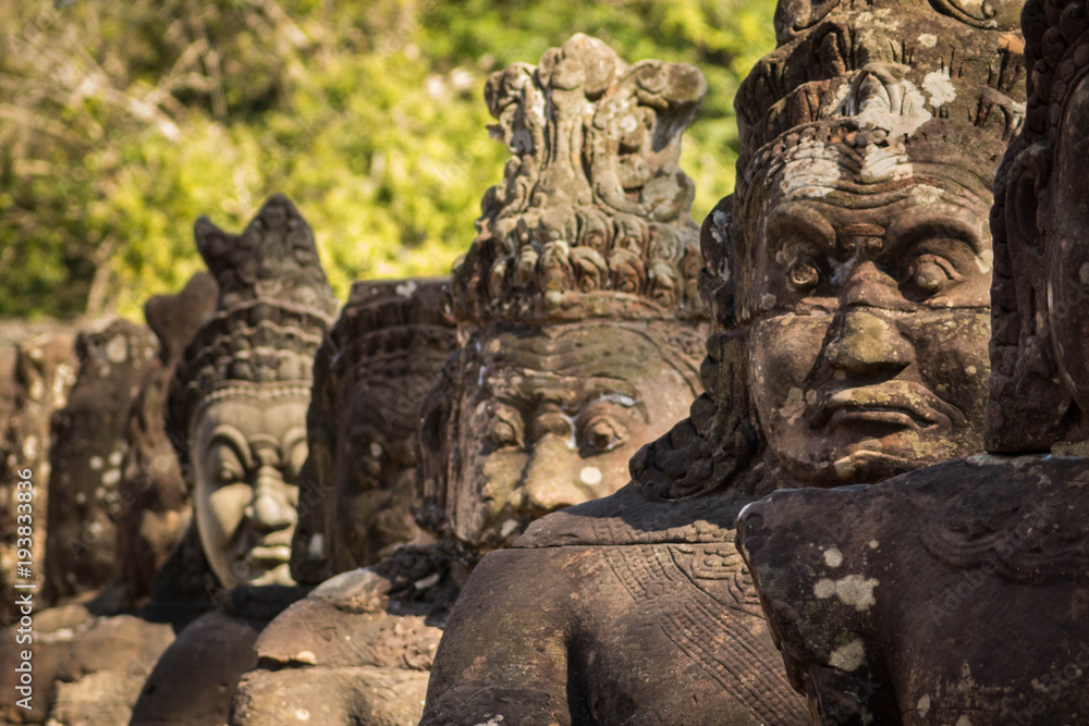 angkor statues