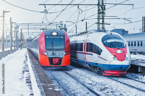 Foto Two modern high-speed trains.