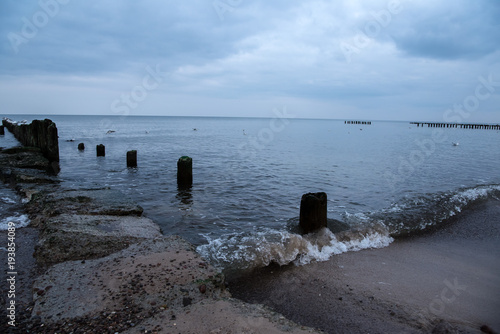 Niebieski wieczór nad morzem photo