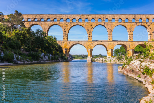 Obraz na płótnie Three-storied aqueduct of Pont du Gard in Europe