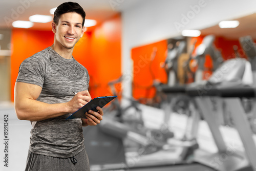 Wallpaper Mural strong personal trainer