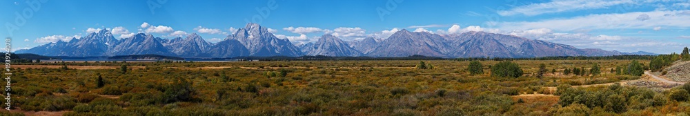 Panoramic view of Grand Teton NP in Wyoming in the USA
Panoramic view of Grand Teton NP in Wyoming in the USA