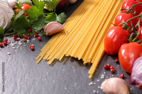 raw spaghetti and ingredients