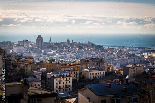 Vue sur Gênes © Tomfry