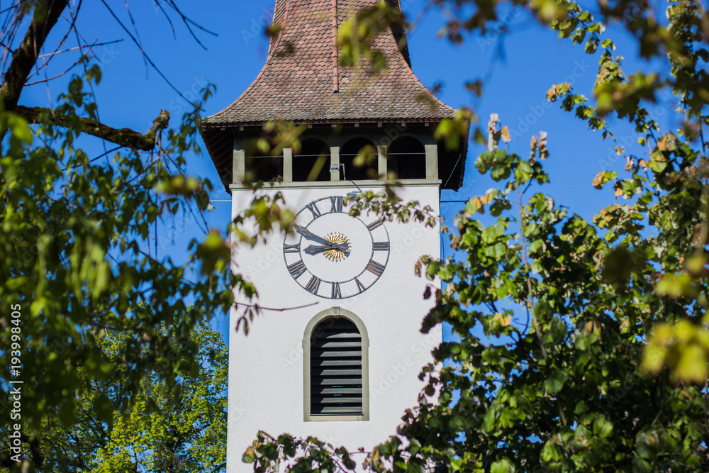 Der Kirchenturm von Münsingen Der Kirchenturm von Münsingen