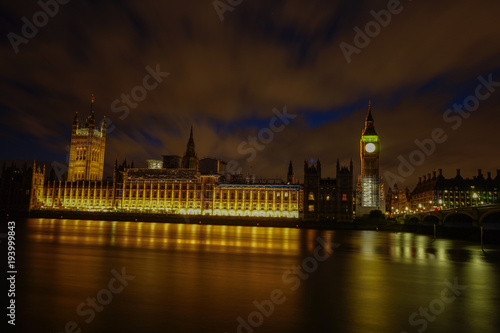 London´s Parliament at night
