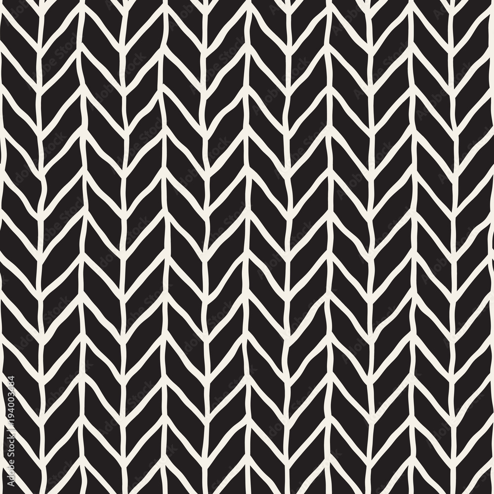 Hand drawn style seamless pattern. Abstract geometric tiling background in black and white. Vector doodle line lattice