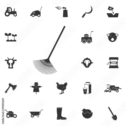 garden rake icon. Element of farming and garden icons. Premium quality graphic design icon. Signs, outline symbols collection icon for websites, web design, mobile app