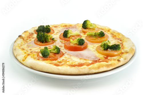 Vegetable pizza with cheese tomato broccoli