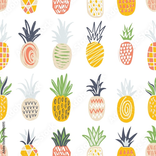 Fototapeta Naklejka Na Ścianę i Meble -  Seamless pattern with pineapples of different color and texture on white background. Backdrop with exotic tropical fresh juicy fruits. Colorful hand drawn vector illustration for wrapping paper.