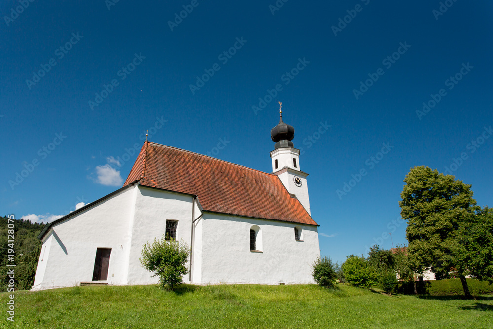 Fototapeta premium Old Church in Pyrawang, Austria