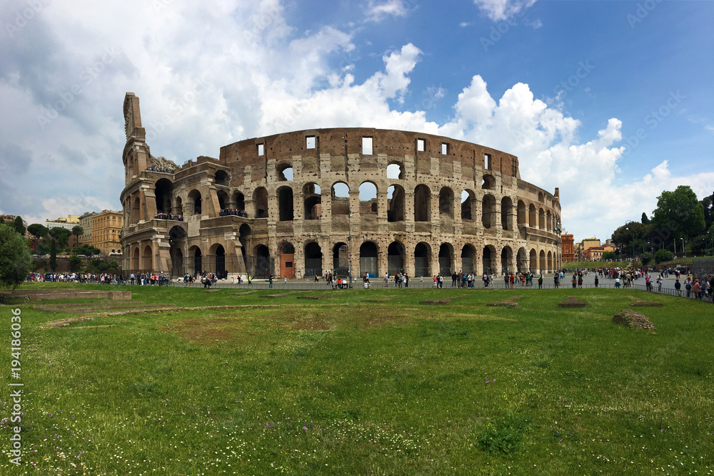 Veduta del colosseo Roma
