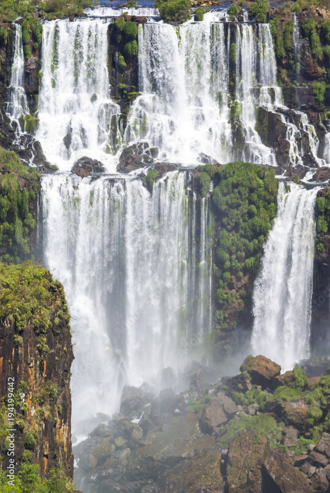 Obraz premium Iguassu Falls, view from Argentinian side.