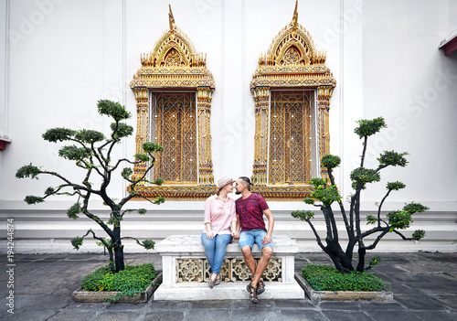 Photography Couple of tourist in the Wat Pho