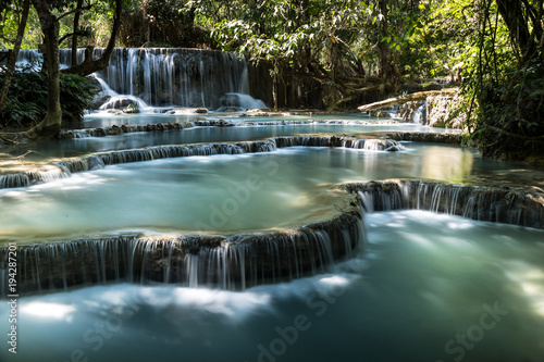 Kuang Si Waterfall © Ian Linsell