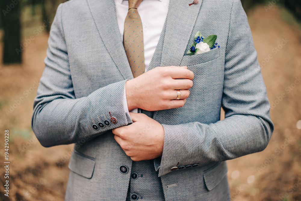 Stylish gray men's suit Stylish gray men's suit