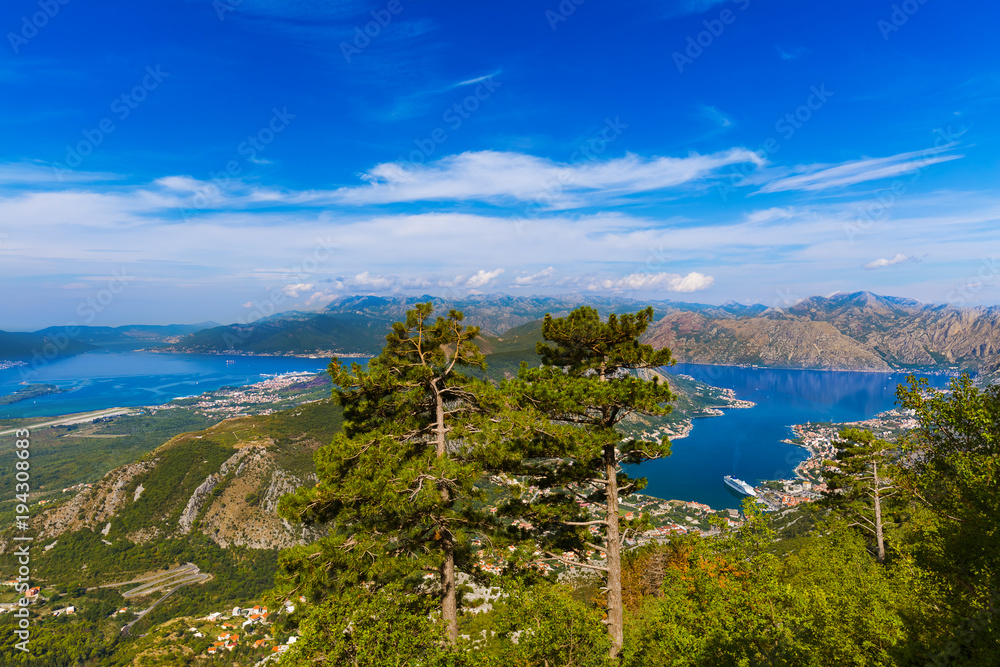 Obraz premium Kotor Bay - Montenegro