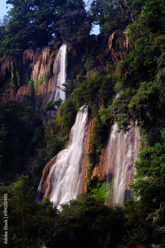Thi Lo Su Waterfall 1