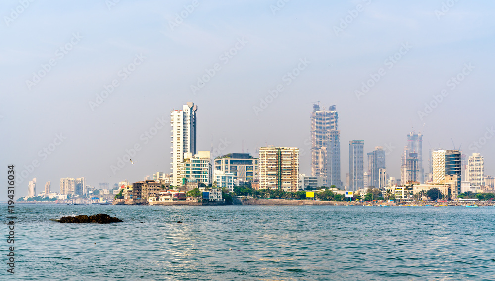 Fototapeta premium The Haji Ali Dargah, an island mausoleum and pilgrimage site in Mumbai, India