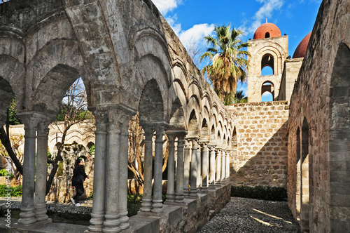 Palermo, rovine del chiostro di San Giovanni degli Eremiti photo