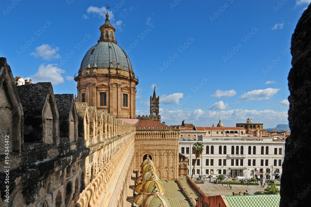 La Cattedrale di Palermo dai tetti