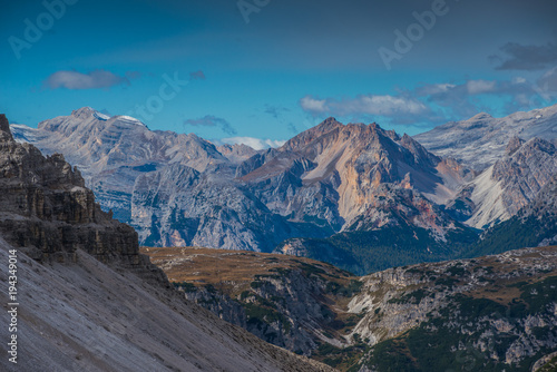 beautiful italien dolomites  south tyrol and italien alps scenery  tre cime di lavaredo 