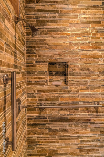 Foto Stone shower with inset