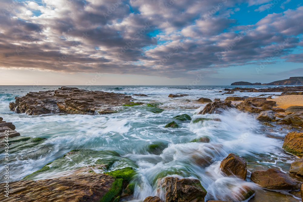 Obraz premium onde e nuvole