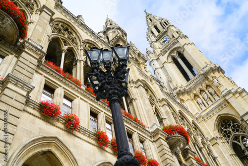 Canvas Print Close-up Gothic architecture of Vienna city hall