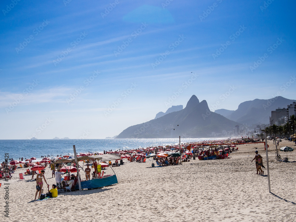 Fototapeta premium sunny day in Ipanema beach