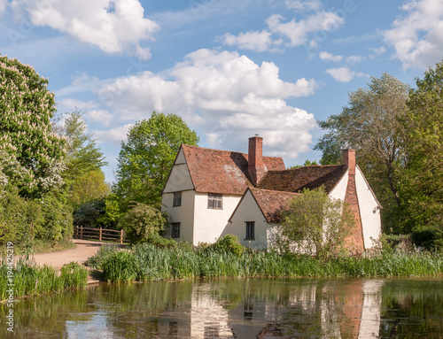 Willy lott's cottage flatford mill east bergholt dedham spring