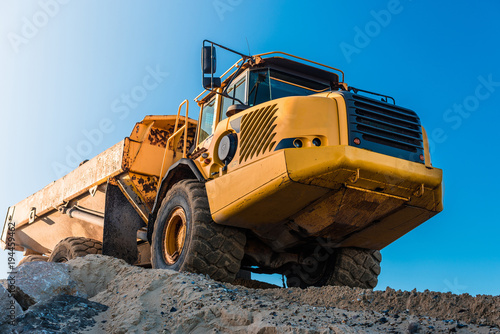 Quadro su tela camion de chantier en action