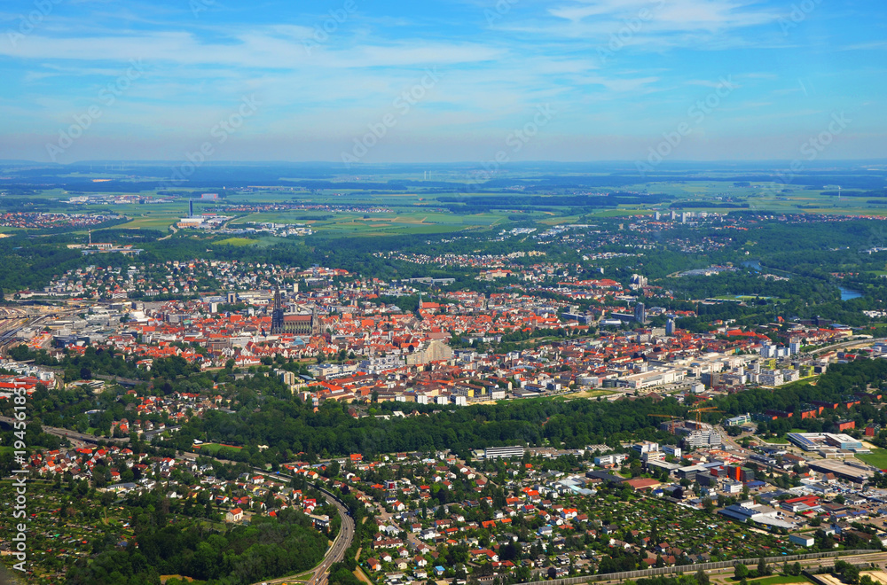 Fototapeta premium Ulm region seen from above, with Ulm Minster (Ulmer Münster) and Ulm, south germany