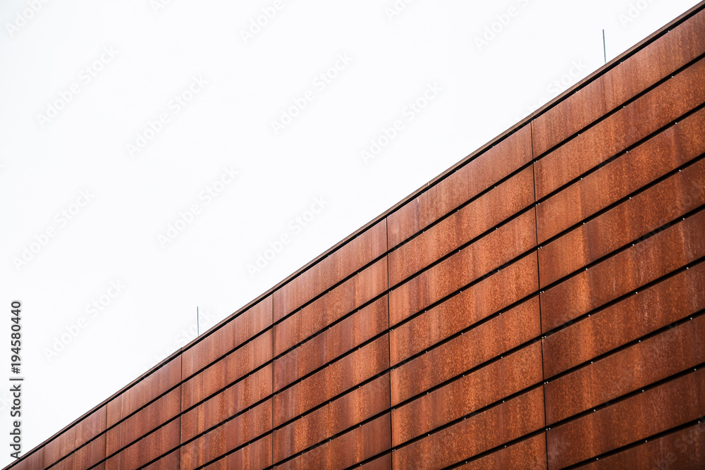 half of sky half of wall 