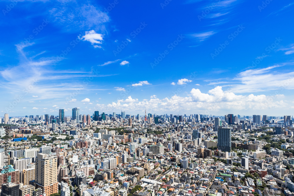 東京　青空と都市風景