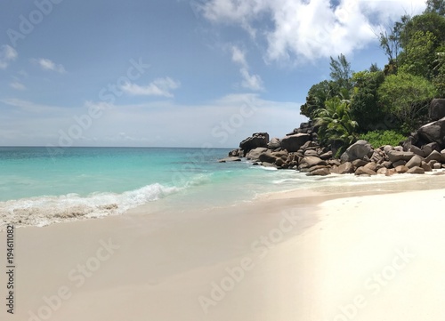 Strand auf Praslin, Seychellen (Anse Georgette)