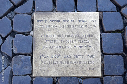 Vászonkép commemorative plaque on Campo dei Fiori in Rome, denotes the place where Giordan